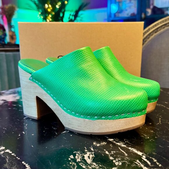 Charlotte Stone Green Clogs - Size 7 Celeste Heels Green Leather Wood - Picture 1 of 3